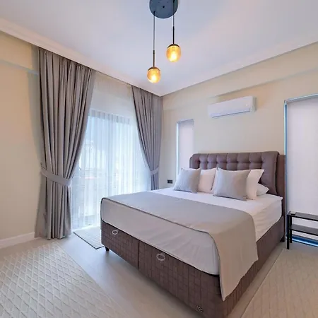 Hotel Merkezde 6 Kisilik Lueks
