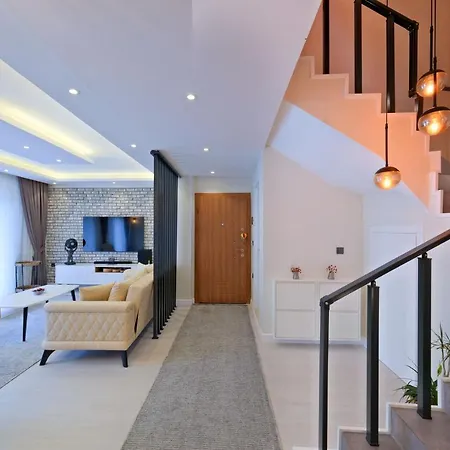 Hotel Merkezde 6 Kisilik Lueks Fethiye