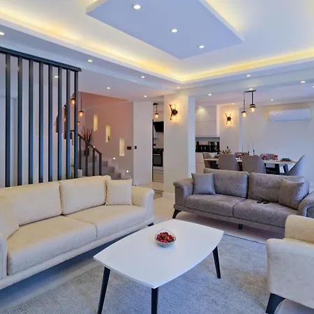 Hotel Merkezde 6 Kisilik Lueks Fethiye
